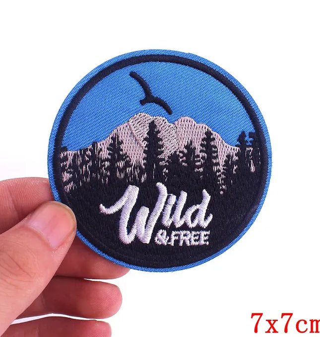 Outdoor Nature Camping Traveler Embroidered Patch Iron On Patches For Clothing Thermoadhesive Patches Hiking Patch For Backpack