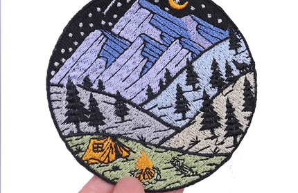 Outdoor Nature Camping Traveler Embroidered Patch Iron On Patches For Clothing Thermoadhesive Patches Hiking Patch For Backpack
