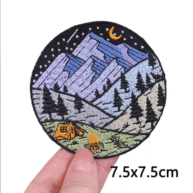 Outdoor Nature Camping Traveler Embroidered Patch Iron On Patches For Clothing Thermoadhesive Patches Hiking Patch For Backpack