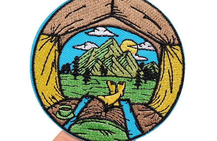 Outdoor Nature Camping Traveler Embroidered Patch Iron On Patches For Clothing Thermoadhesive Patches Hiking Patch For Backpack