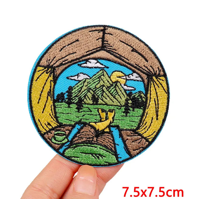 Outdoor Nature Camping Traveler Embroidered Patch Iron On Patches For Clothing Thermoadhesive Patches Hiking Patch For Backpack
