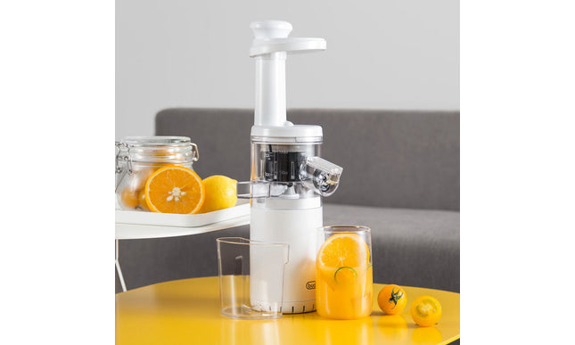 Compact Electric Juicer for Home Use