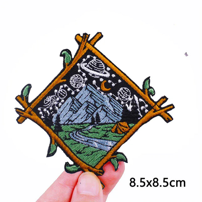 Outdoor Nature Camping Traveler Embroidered Patch Iron On Patches For Clothing Thermoadhesive Patches Hiking Patch For Backpack