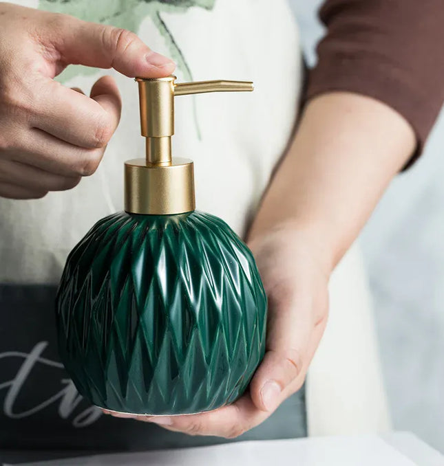 EcoWarra Ceramic Bathroom Reusable Soap Dispenser Lotion Bottles Liquid Pump Bottle Lotion Dispenser Soap Dispenser Bathroom Decoration