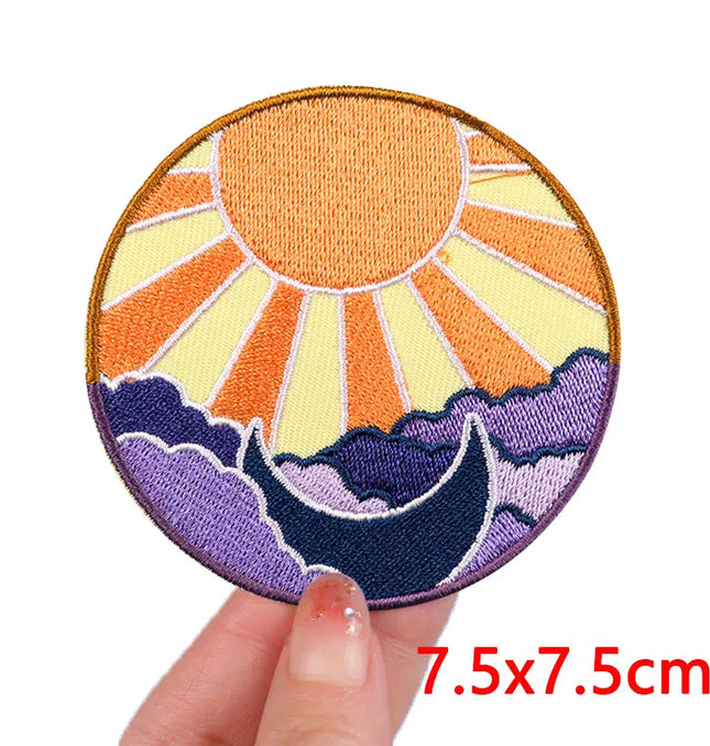 EcoWarra Outdoor Nature Camping Traveler Embroidered Patch Iron On Patches For Clothing Thermoadhesive Patches Hiking Patch For Backpack