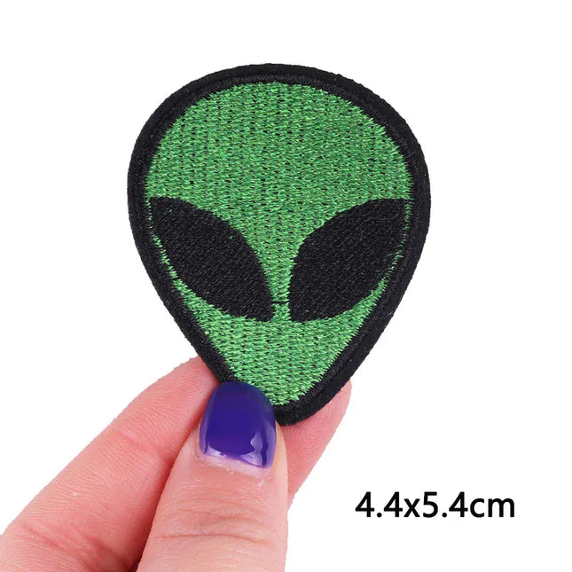 EcoWarra Outdoor Nature Camping Traveler Embroidered Patch Iron On Patches For Clothing Thermoadhesive Patches Hiking Patch For Backpack