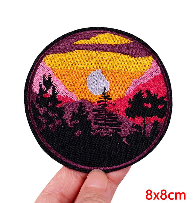EcoWarra Outdoor Nature Camping Traveler Embroidered Patch Iron On Patches For Clothing Thermoadhesive Patches Hiking Patch For Backpack