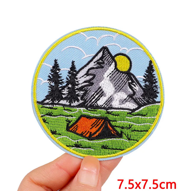 EcoWarra Outdoor Nature Camping Traveler Embroidered Patch Iron On Patches For Clothing Thermoadhesive Patches Hiking Patch For Backpack