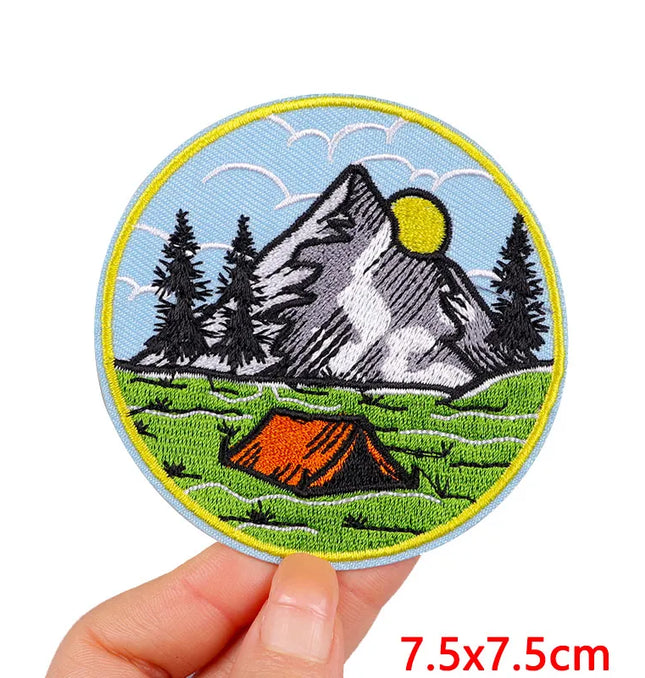 EcoWarra Outdoor Nature Camping Traveler Embroidered Patch Iron On Patches For Clothing Thermoadhesive Patches Hiking Patch For Backpack