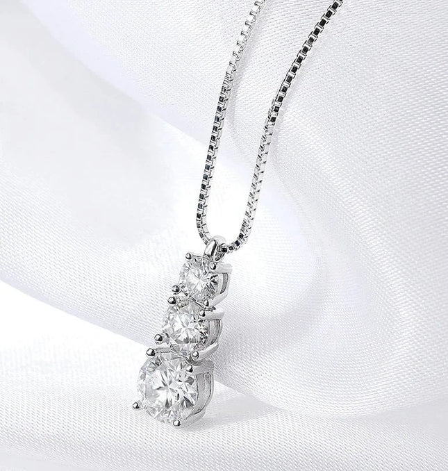 EcoWarra Smyoue 1.8CT Moissanite Pendant for Women Men Sparkling Diamond Necklace 3 Stones Solid Silver 925 Jewellery Luxury Quality GRA
